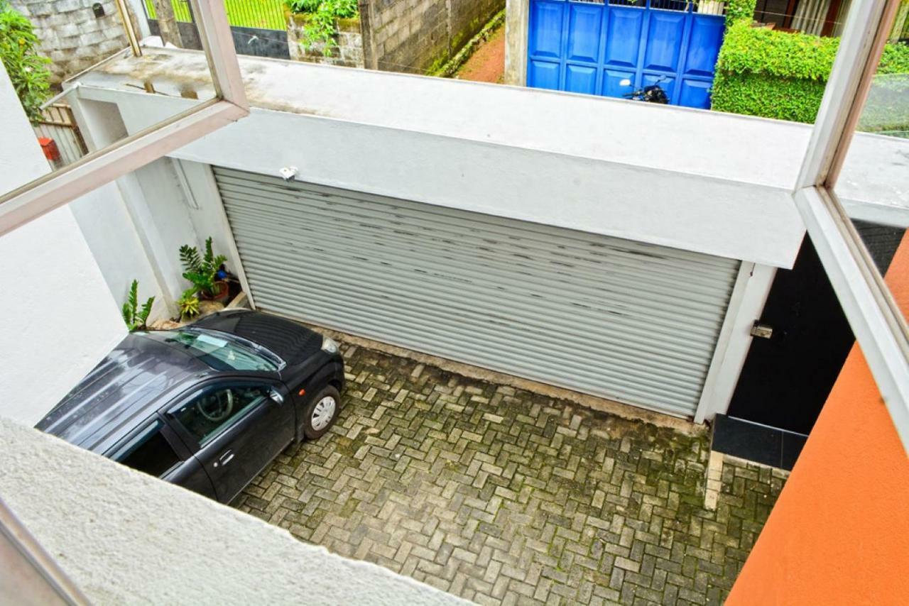 Furnished Apartment At Colombo Suburbs Nawala ラジャジリヤ エクステリア 写真