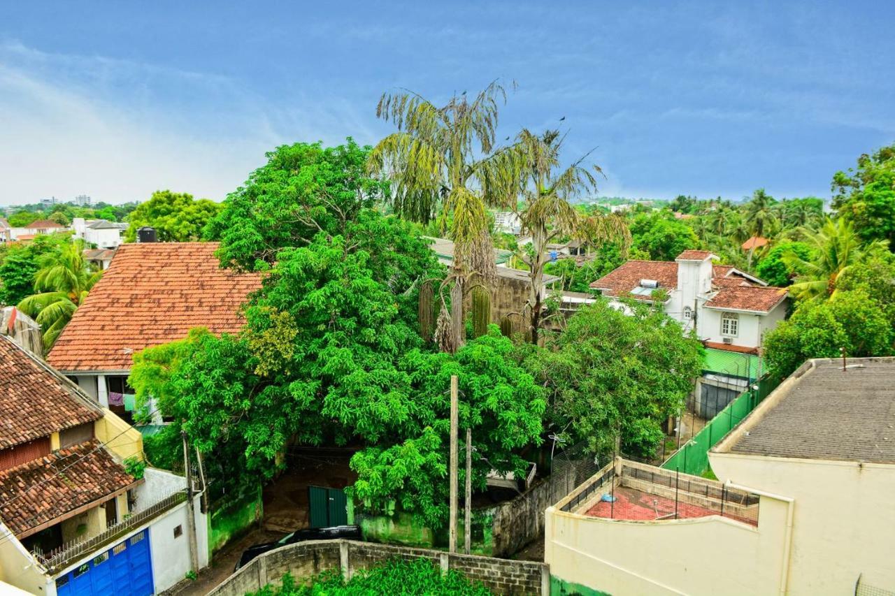 Furnished Apartment At Colombo Suburbs Nawala ラジャジリヤ エクステリア 写真